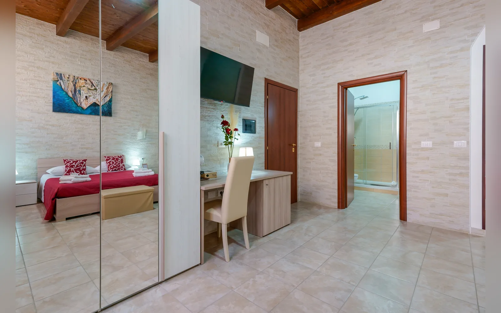 Camera con bagno privato — Domos La Corte Ghibellina, Sud Sardegna (Sardegna) (foto 18)